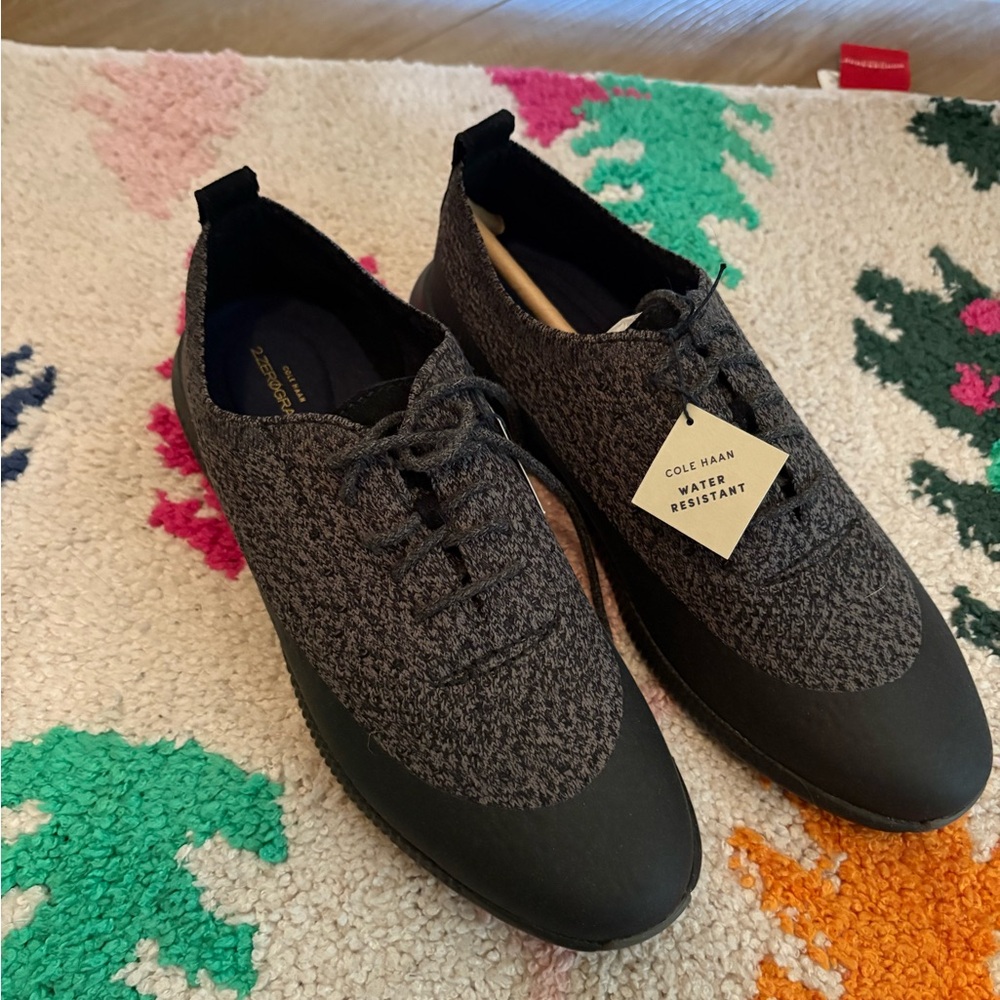 Cole Haan size 7 Water Resistant